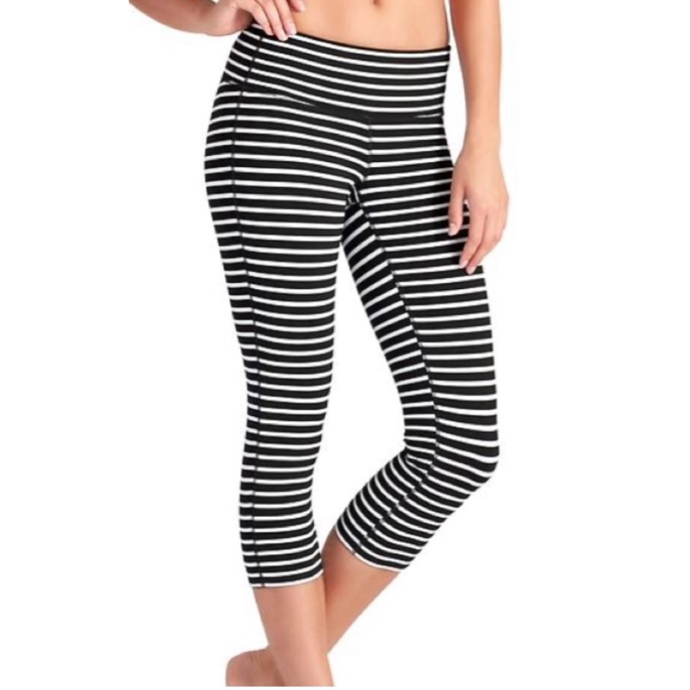 Athleta Stripes Chaturanga Capri Tight size S Tall